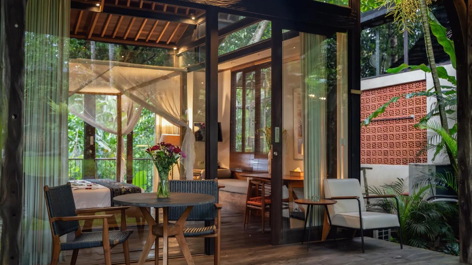 Surya Kembar Villas Ubud Resort