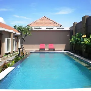 Svarna 3* Seminyak (Bali)