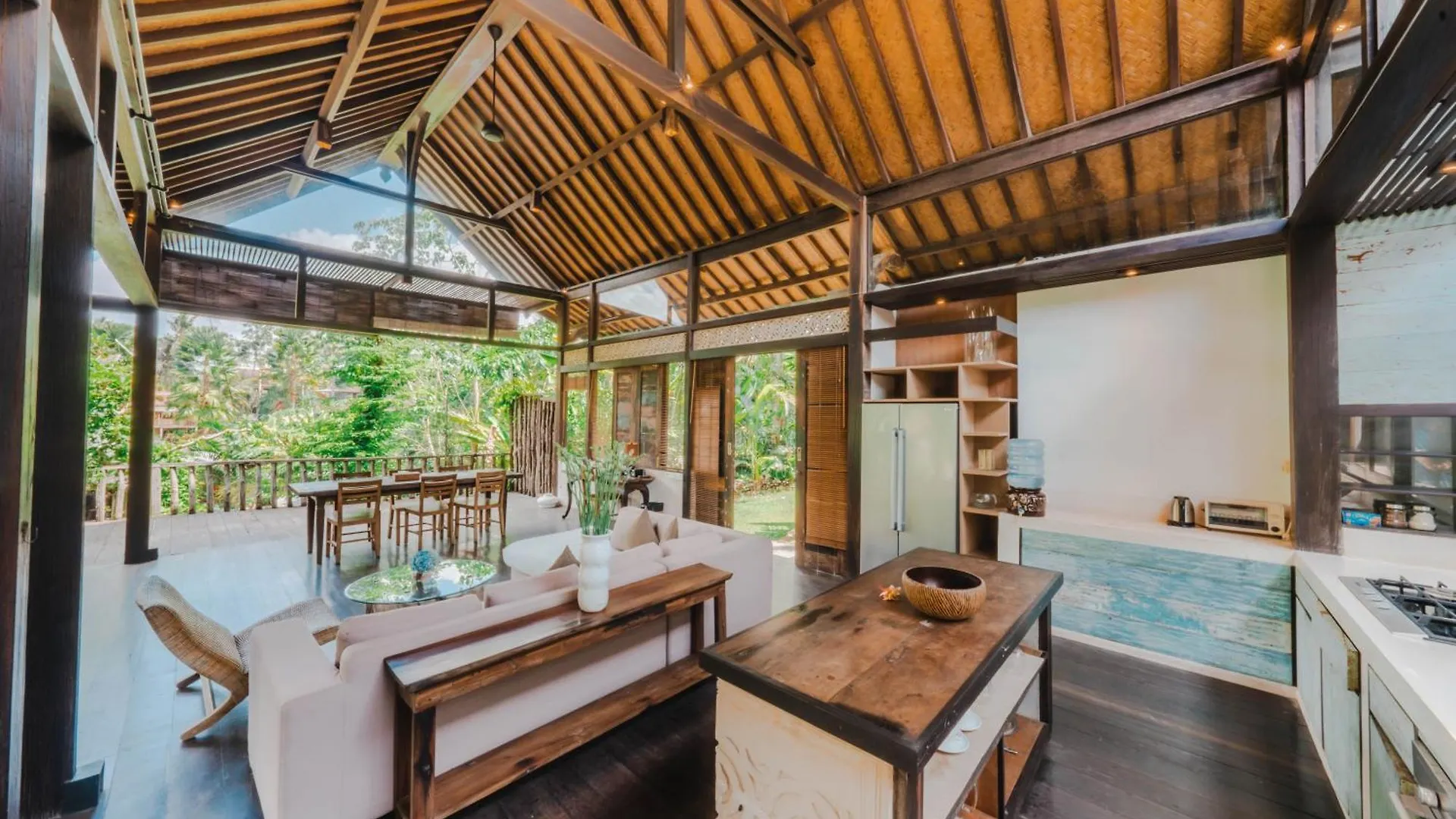 Surya Kembar Villas Ubud 4*,  Indonesien