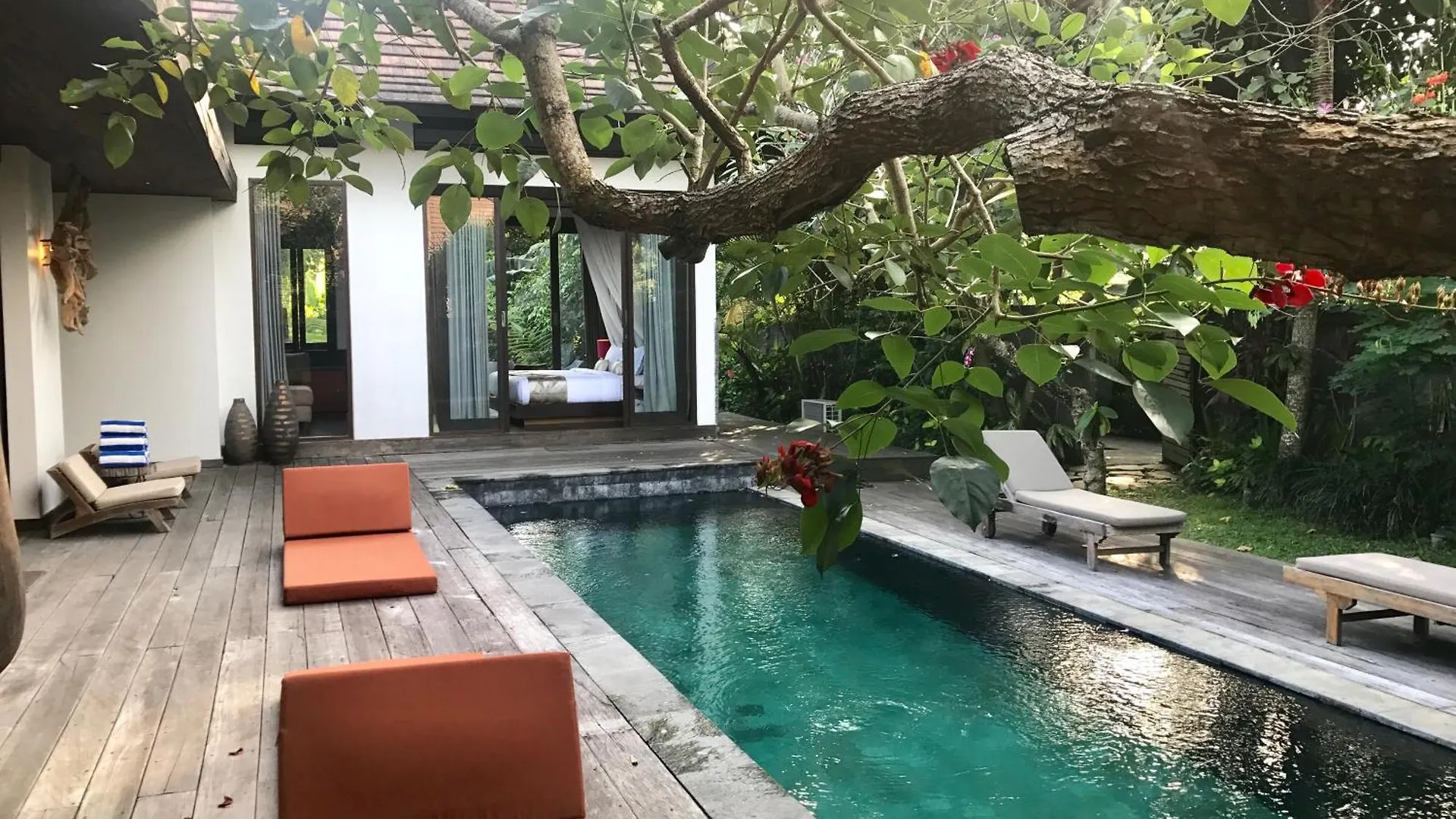 Surya Kembar Villas Убуд Индонезия