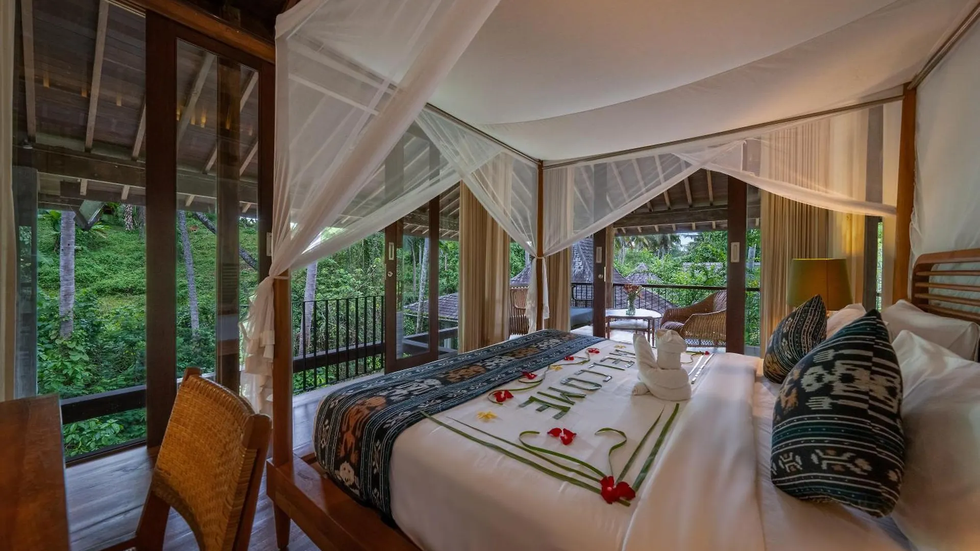 Курортный комплекс Surya Kembar Villas Убуд